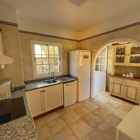 Isabel Дом отдыха Адехе